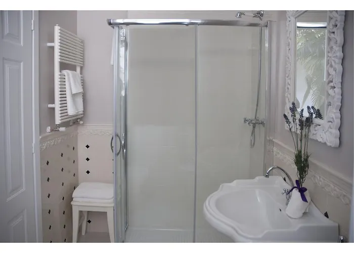 Nocleg ze śniadaniem Casa Antonelli --- Inclusa -- 3*