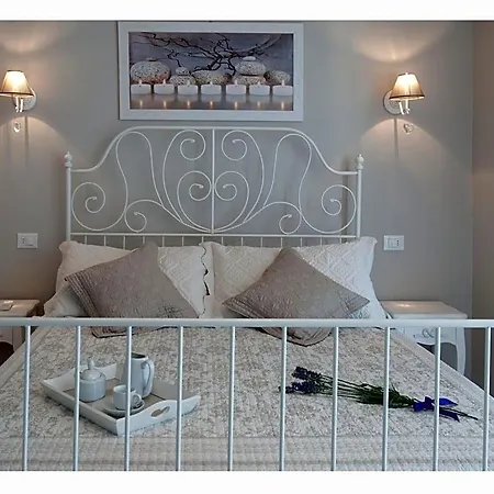 Nocleg ze śniadaniem Casa Antonelli --- Inclusa -- 3*